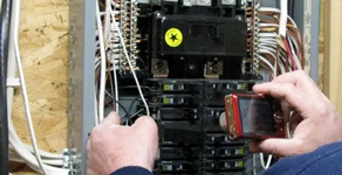 Home electrical inspection of circuit breaker panel by licensed electrician in Fort Lauderdale, FL