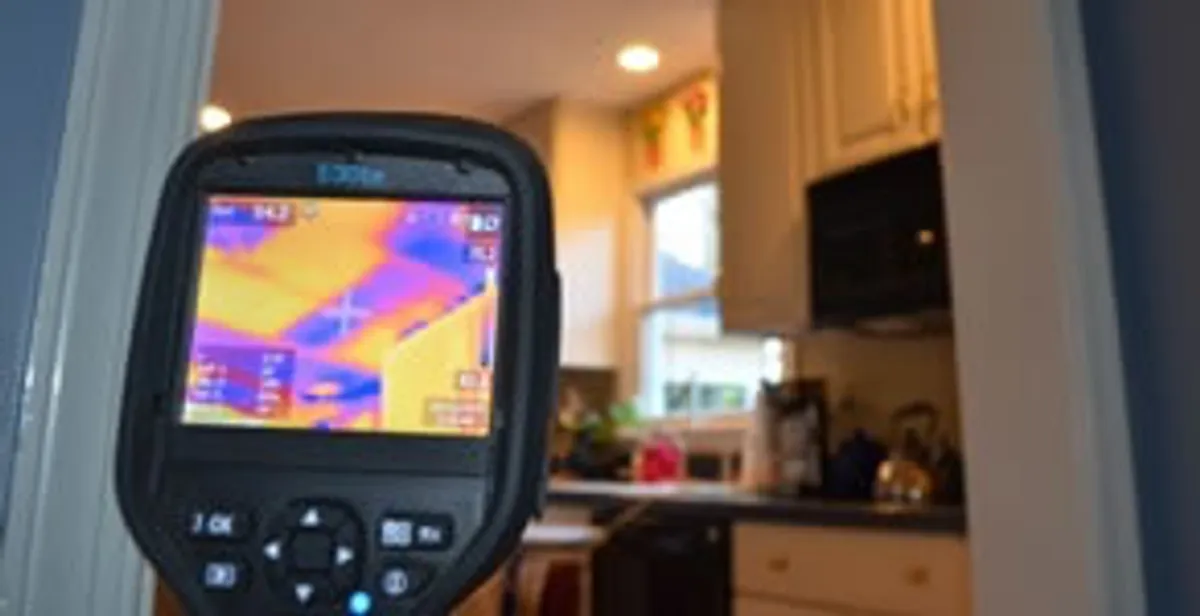 home energy audit service using thermal imaging to evaluate electrical efficiency inside a home in Fort Lauderdale, FL