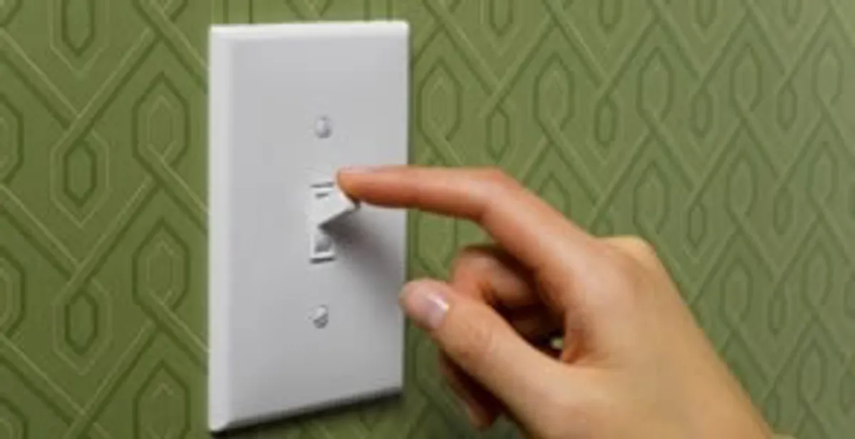 Professional switch repair service ensuring safe and reliable light control in Fort Lauderdale, FL